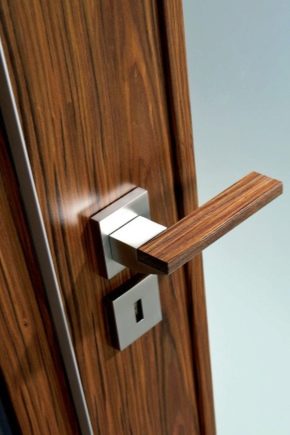 Как выбрать и установить фурнитуру для межкомнатных дверей?