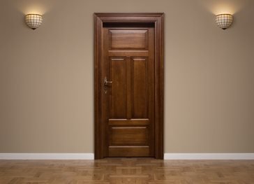 шпонированная дверь