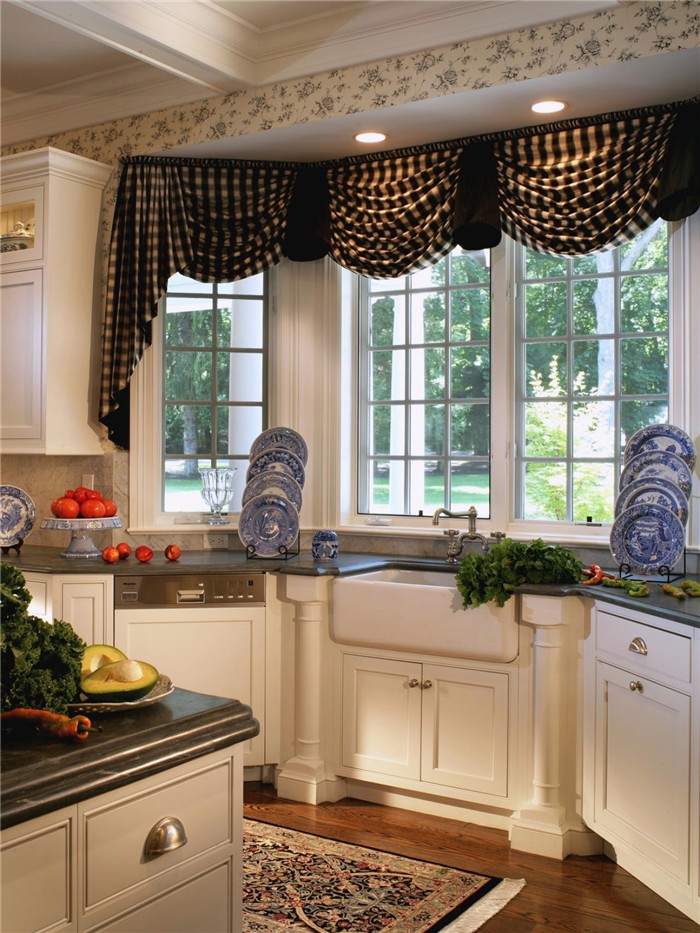 Фото № 1: Как выбрать шторы для кухни: 10 важных лайфхаков