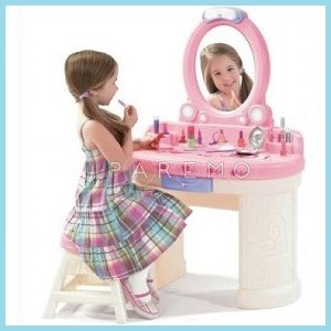«Свет мой, зеркальце, скажи…»: обзор туалетных столиков, трюмо и трельяжей для девочек.